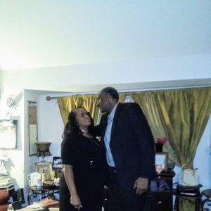 Meet your Posher, Almeda